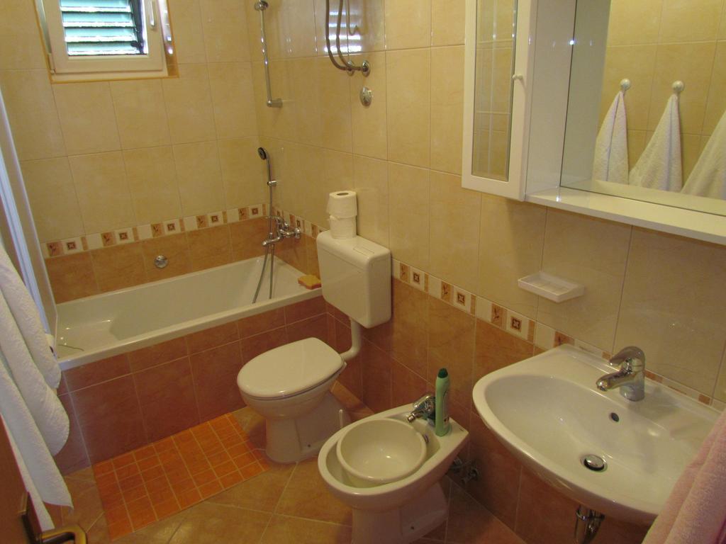 Casa Rosada Hotel Podgora Room photo