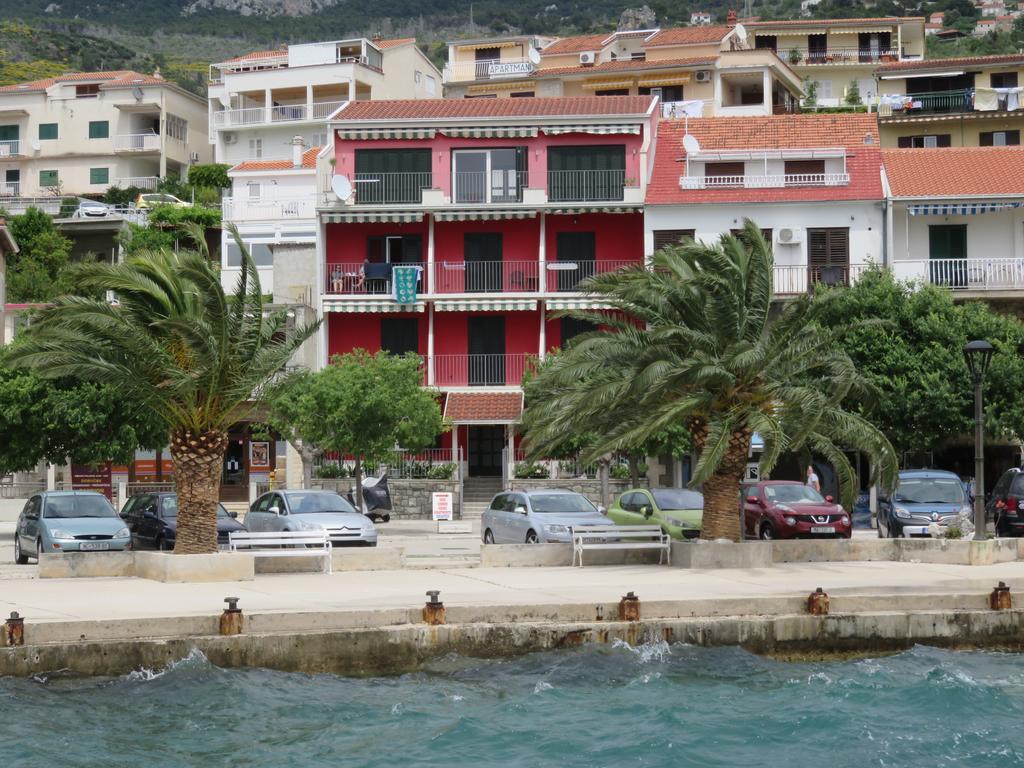 Casa Rosada Hotel Podgora Exterior photo